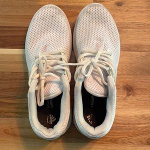 Adidas running shoes, cloud Foam